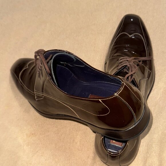 BROWN PATENT LEATHER MEZLIN SHOES SIZE 12M - Picture 2 of 5